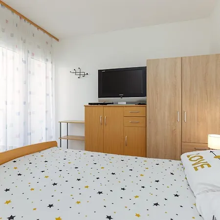 Sanja B4+1 * Пореч