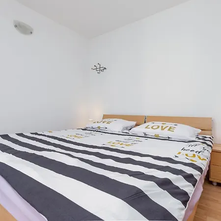 Sanja B4+1 Apartamento